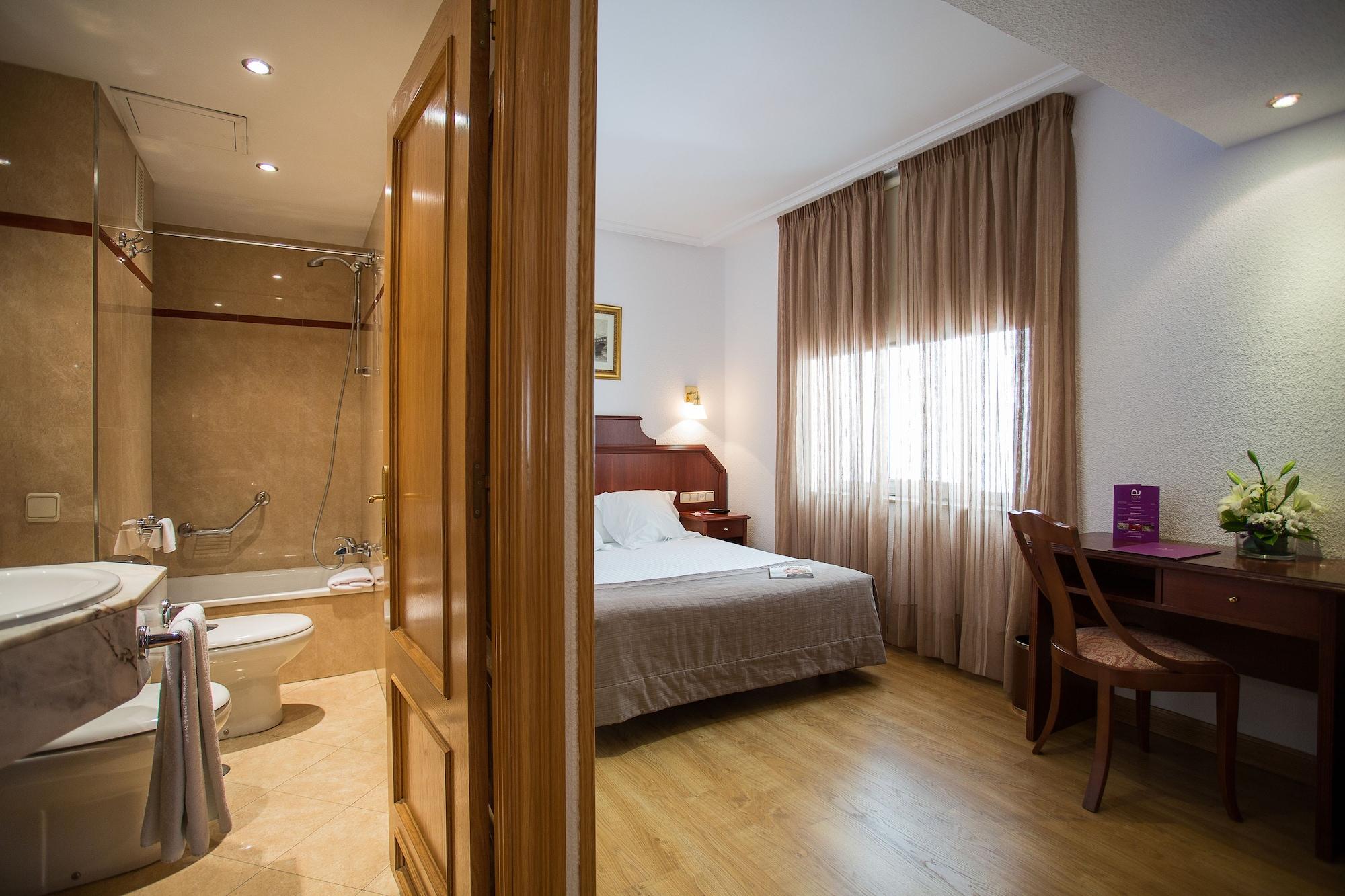Zentral Ramiro I Hotel Oviede