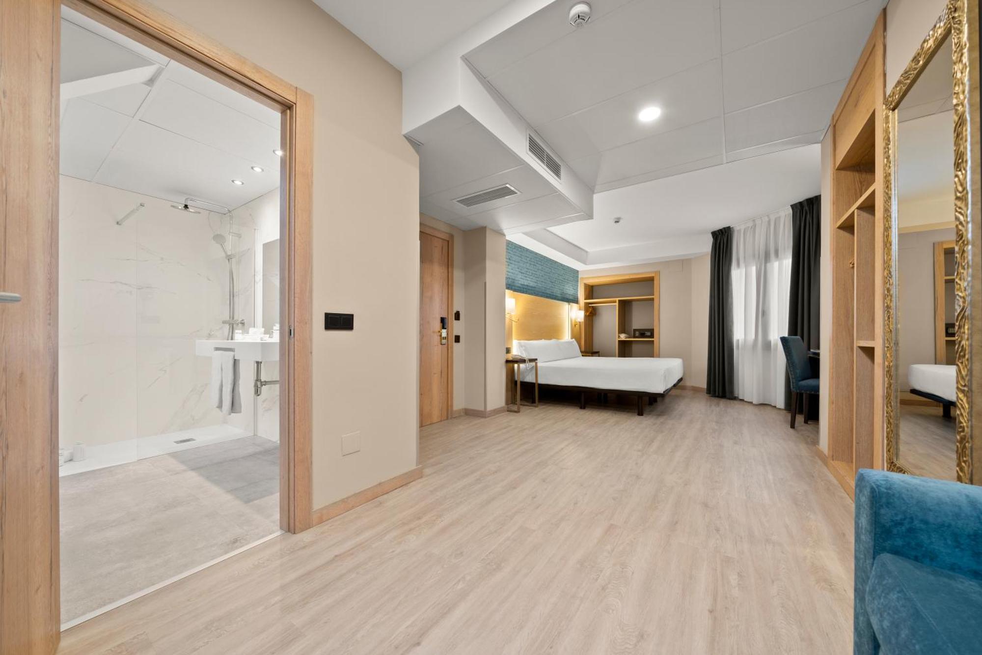 Zentral Ramiro I Hotel 4*