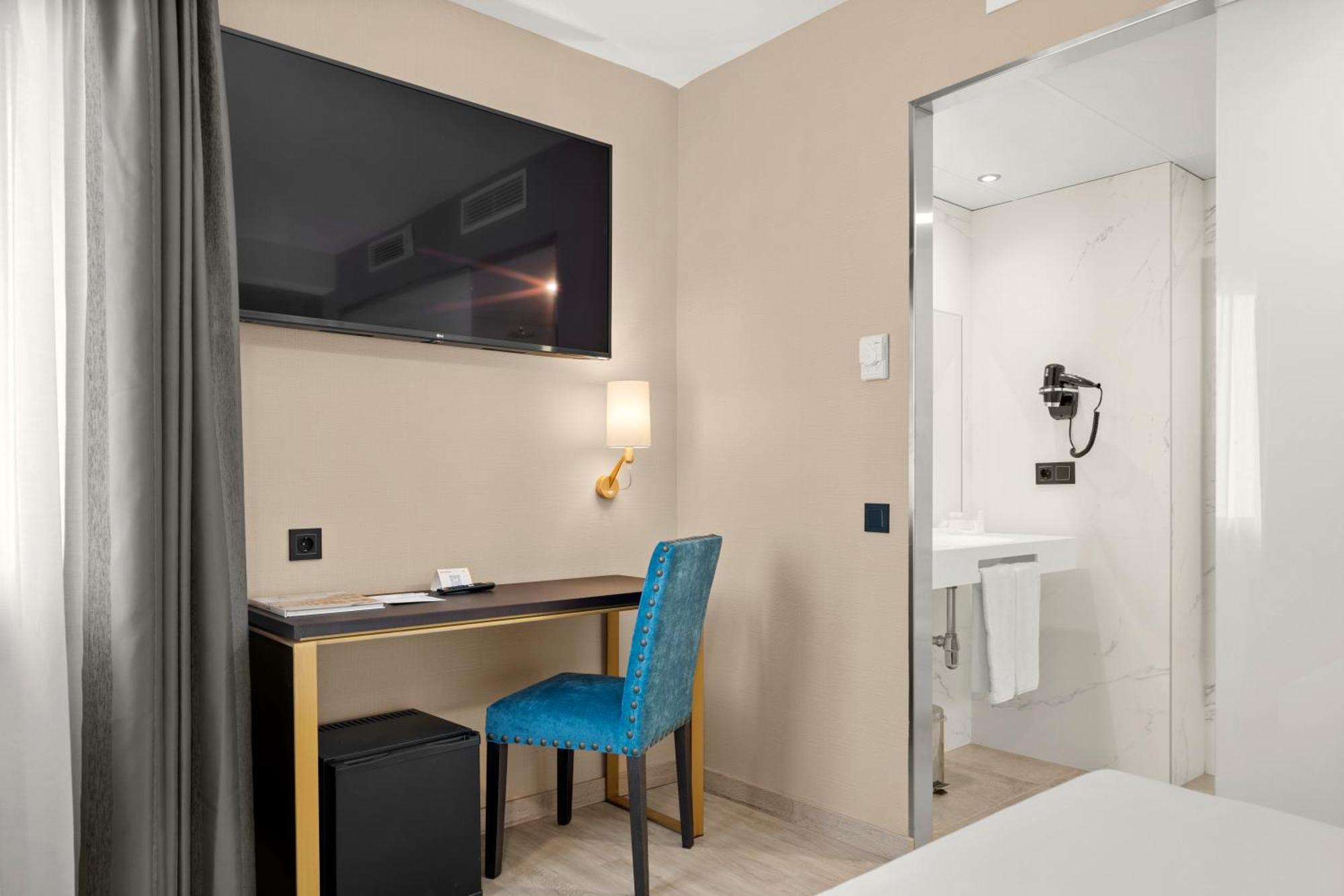 Zentral Ramiro I 4*