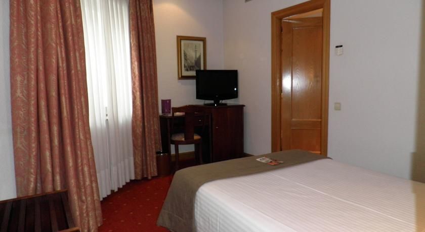 Zentral Ramiro I 4* Oviedo